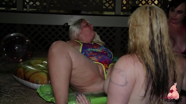 Kali Kakez and Virgo Peridot Poolside Threesome with Eat Pussy Action