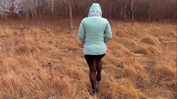 Russian prostitute XSanyAny fucks outdoors in pantyhose
