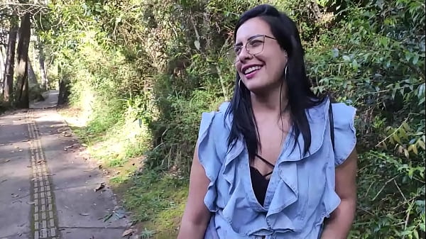 Venezuelan street hooker fucks me behind girlfriends back