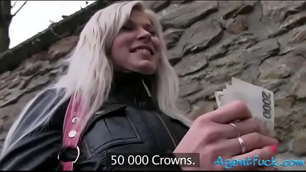 Radka flashes stranger in public toilet for money blowjob