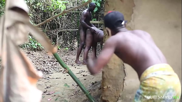 Queen Mary 9ja's Husband Catches Friend Fucking BBW Wife Outside