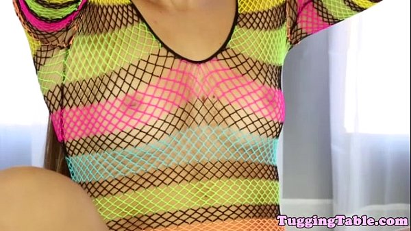 Clyvia666 brunette babe performing blowjob and cocksucking with cumshot