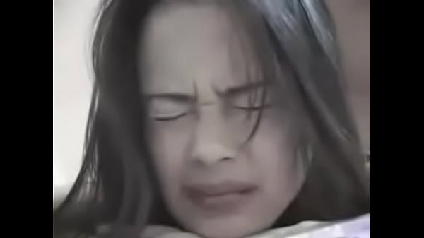 Filipina street whore in Pattaya gets fucked for money