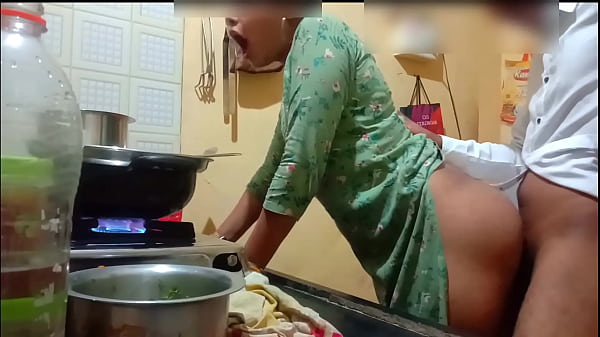 Indian sexy wife gets hardcore fucked doggystyle while cooking with big cock
