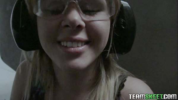 Blonde teen Elizabeth Bentley fucked in POV