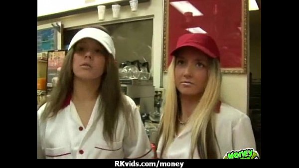 Teen girl offers sex for money with Medapascal