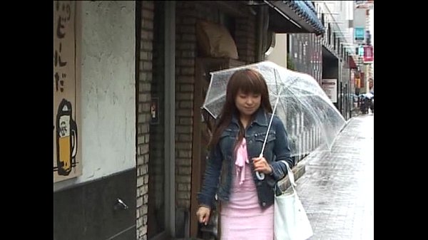 Asian girl gets fucked after casting blowjob