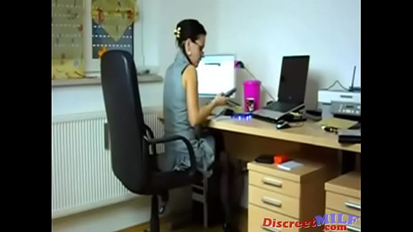 Brunette secretary milf gets facial in office