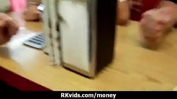 Teen whore gets paid for sex with Medapascal