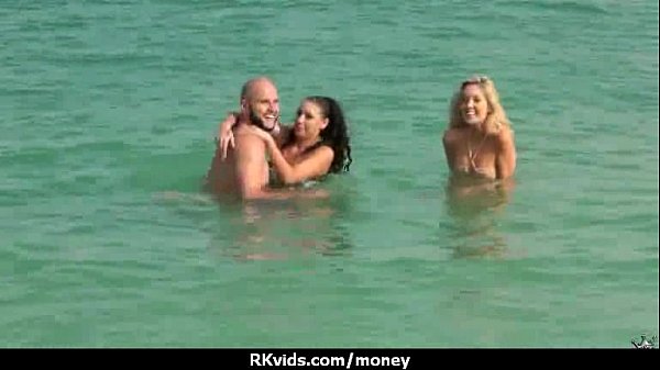 Teen girl sucks and fucks for money with Medapascal