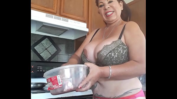 Sensual cooking with Hot And Juicy1