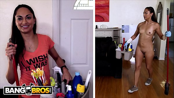 Valentina Vixen fucks client as sexy latina maid