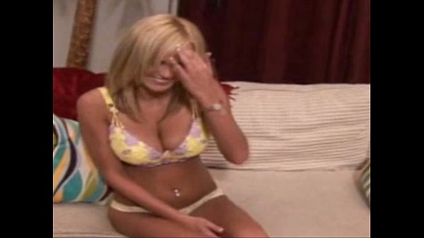 Hanna Hilton blonde housewife masturbation alone