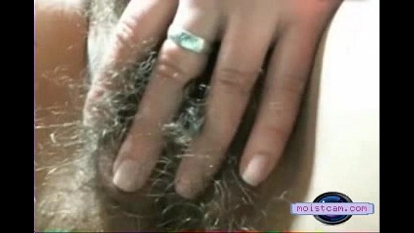 Rollingcam hairy mature shows off on live webcam