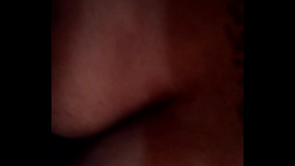 Redbone girl gets wet with Henryjohnslanging