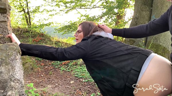 Sarah Sota gives roadside blowjob on tour almost gets caught