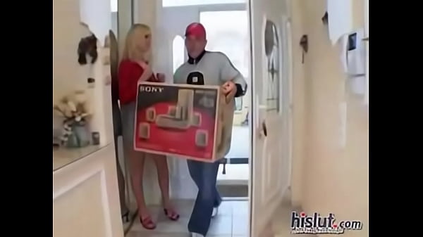 Agustin-Fernandez fucks his favorite pizza delivery client with a big ass