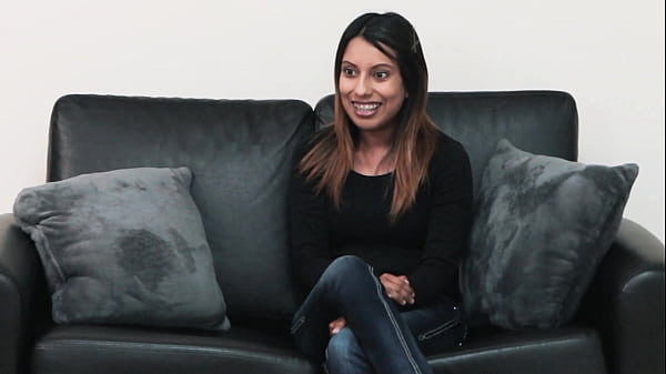 Mandy Mynx sucks cock on casting couch