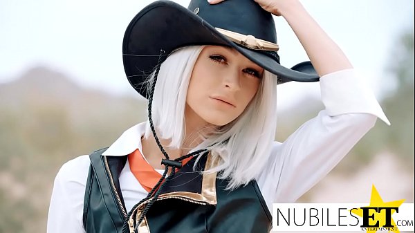 Ashe rides Jesse's big cock outside in Overwatch parody