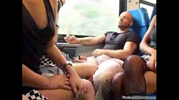 Flashersnetwork couple suck and fuck on train