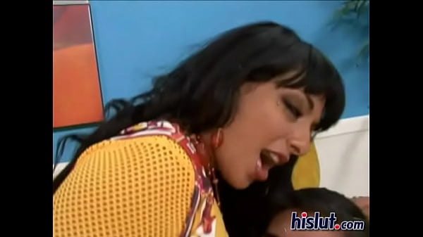 Loona Luxx brunette fetish with big boobs