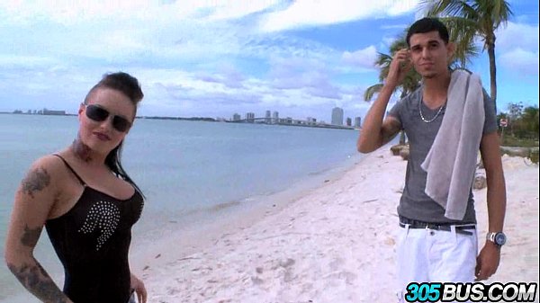 Christy Mack gives blowjobs to strangers on a bus
