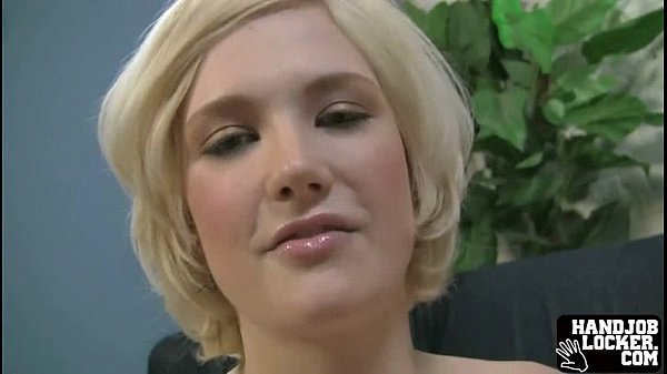 Blonde babe Handyjax84 gives handjob