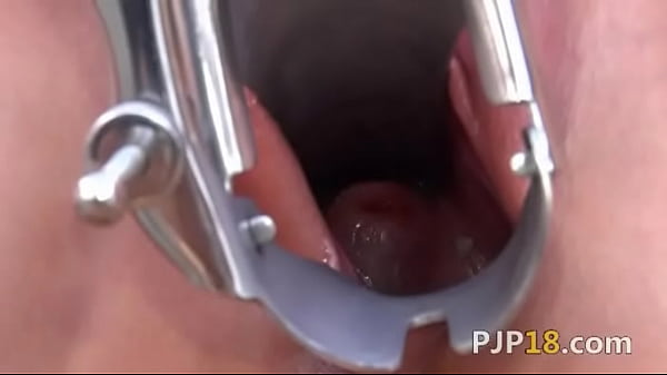 Darkhair brunette babe using huge gyno toys in secret video