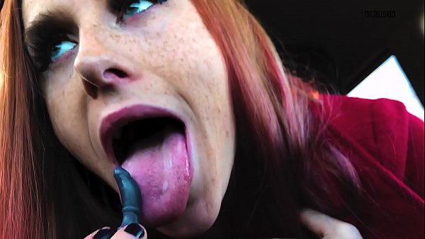 Freckledred sucks tiny micropenis on worst date