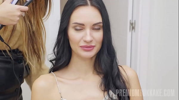 Megan Venturi takes 48 cumshots to the face