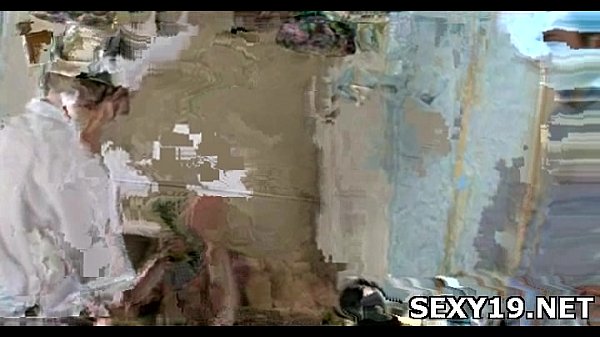 Handsome fellow catches his college girlfriend in hardcore teen amateur sex
