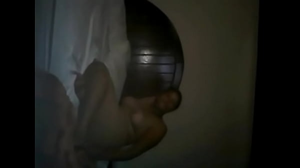 Couple caught having sex in hotel room