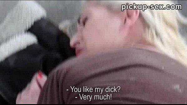 Linda Ray flashes tits in public for cash