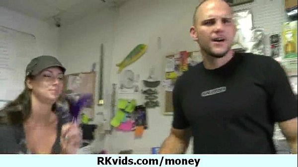 Teen girl paid for sex with Medapascal