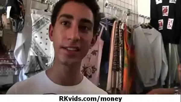 Teen hooker gets paid for sex with Medapascal