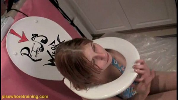 Teen brunette Dahlia gets caught pissing in public then licked clean by her redhead lesbian friend