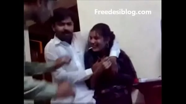 Pakistani desi couple having sex in hostel room