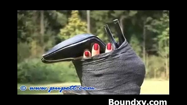 Sherylquick432 in latex bondage roleplay