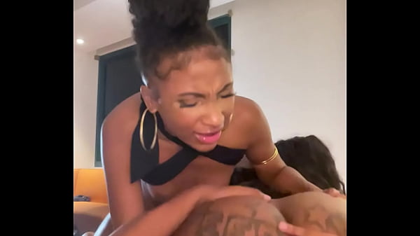 Mrs Feed_Me and Eastsidehuncho have ebony creampie threesome with BBC