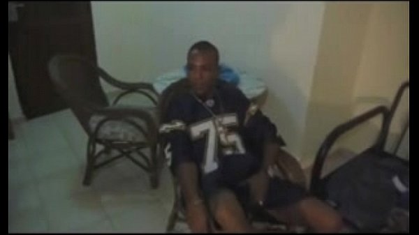 Dominican girl fucked by TheHabibShow in hood reality scene