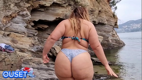 blonde latina milf stepsister Dani Ouset has big butt beach sex