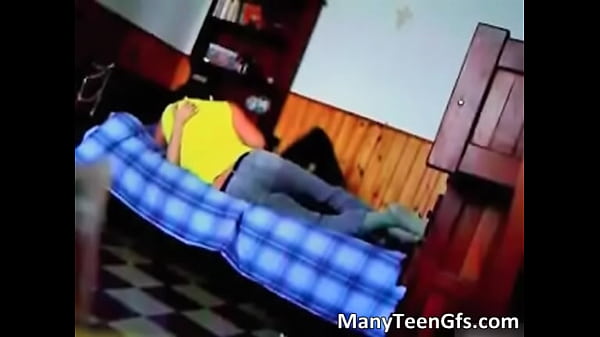 Freegratisporno's girlfriend cheats with ex-boyfriend in steamy amateur teen threesome