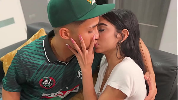 Latino guy fucks petite girl outdoors in Mexico