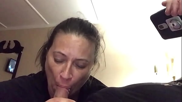 Daisyjo1975 Blowjob then gets anal fucked after a blowjob