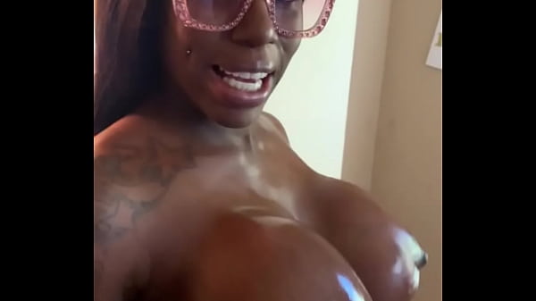Pinky XXX and Ebony Mystique Big Boobs Threesome