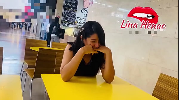 Lina Henao gets her girlfriend to vibrate her toy in public until she squirts