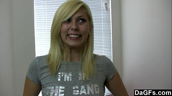 Lacey blonde teen amateur girl orgasm solo masturbation with toy