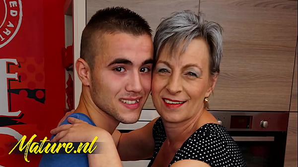 Step mom Jovanka S gets fucked by step son Arko