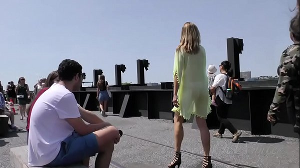 Lauren Dewynter gets caught flashing her naked body in public streets of New York City