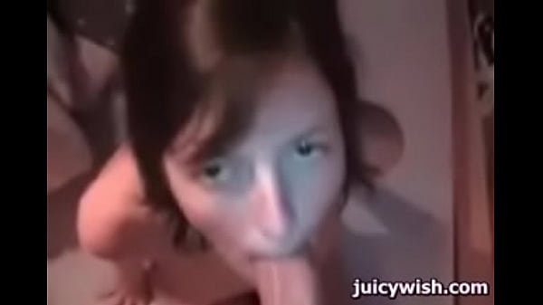 Teen girlfriend Jucywish sucks dick on webcam